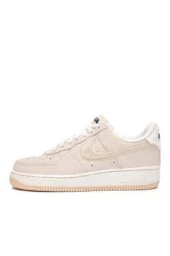 Nike Womens Air Force 1 '07 SE Shoes