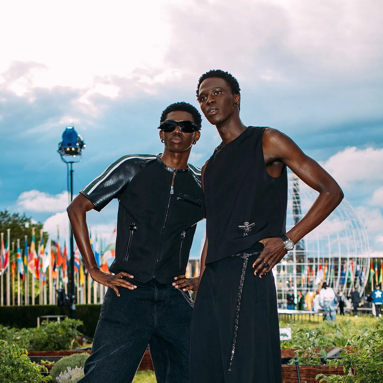 Front Page -Rooted Store TOP 10 MENS VOGUEBUS 26624 STORY